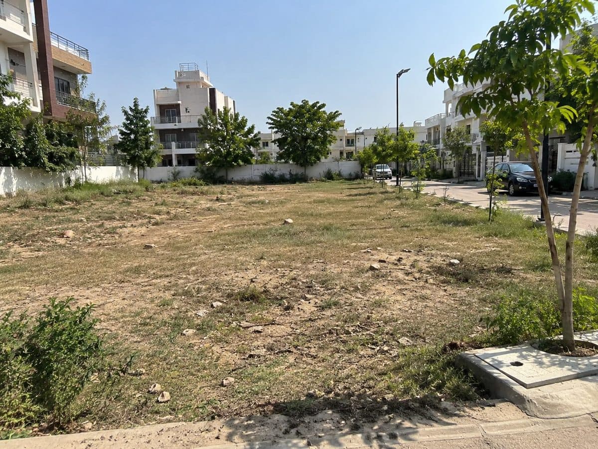 500 sq yd residential plot in New Gurgaon, Gurgaon